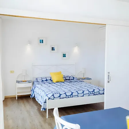 Apartament Petit Gran Paradis Cala Llevado