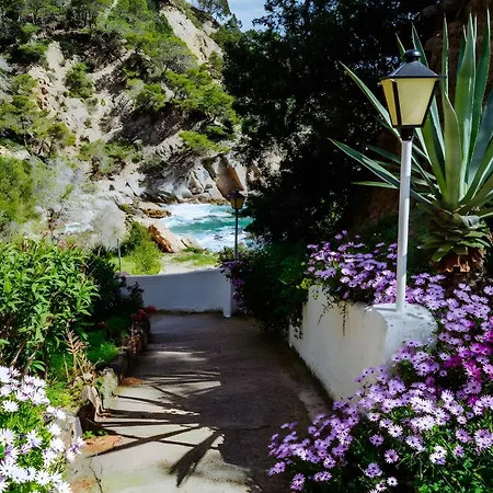 Apartament Petit Gran Paradis Cala Llevado *